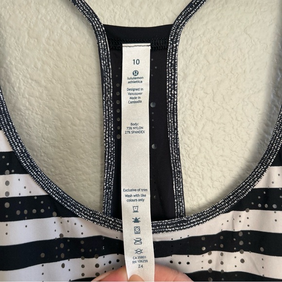 Lululemon Waterbound Singlet Apex Stripe Printed Black Dune Tank - Picture 2 of 5